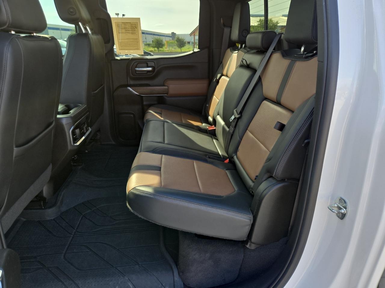 Chevrolet Silverado 1500 LTD 4WD Crew Cab 147" High Country 2022