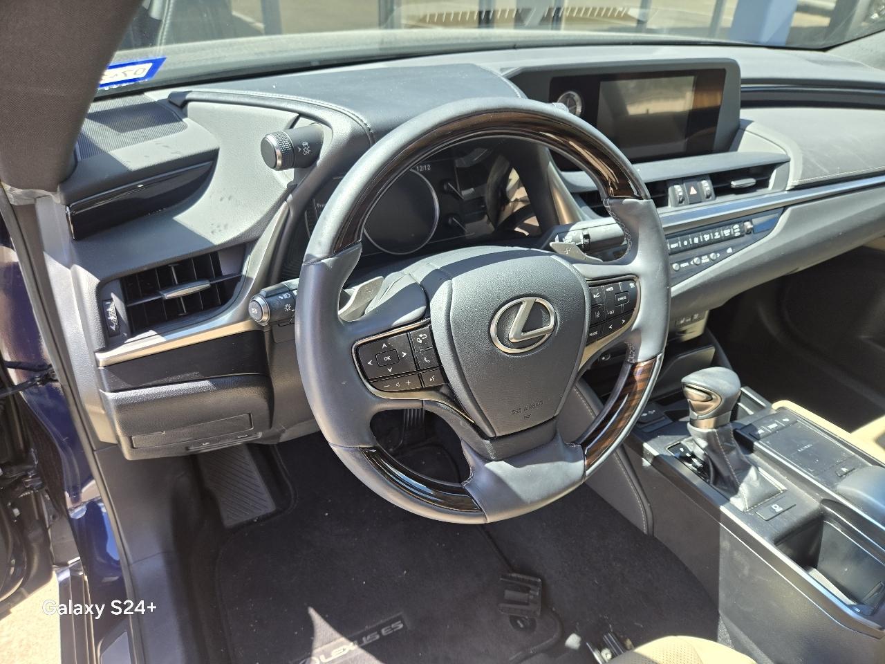 Lexus ES ES 350 FWD 2020