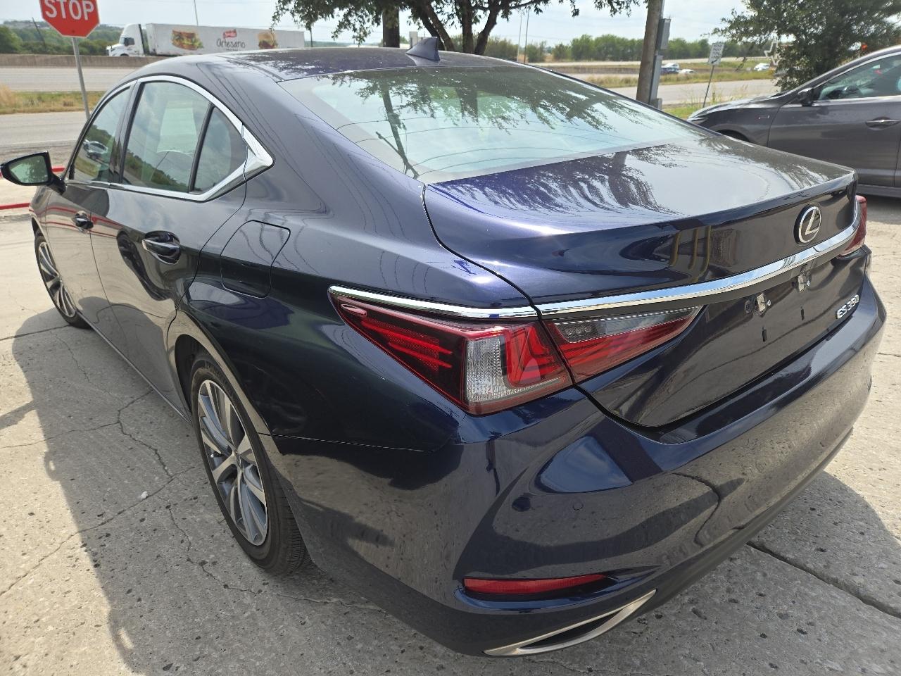 Lexus ES ES 350 FWD 2020