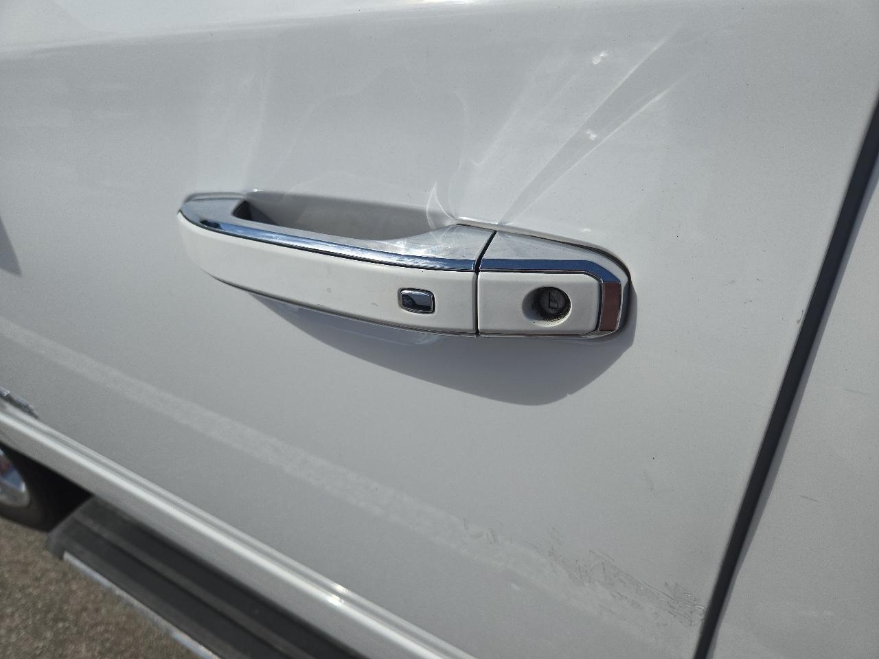 Chevrolet Tahoe 2WD 4dr Premier 2018