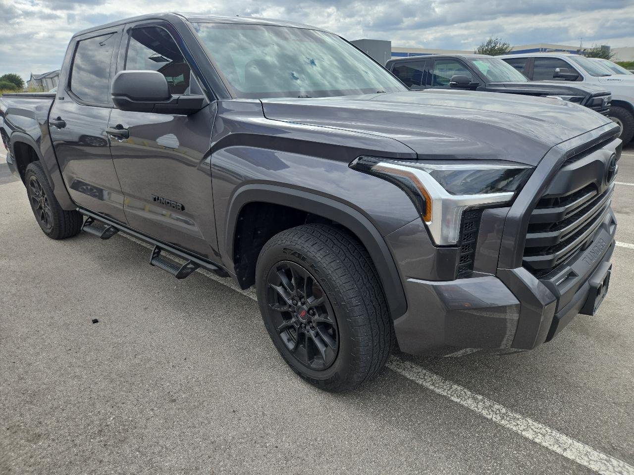 Toyota Tundra 4WD SR5 CrewMax 5.5' Bed (Natl) 2023
