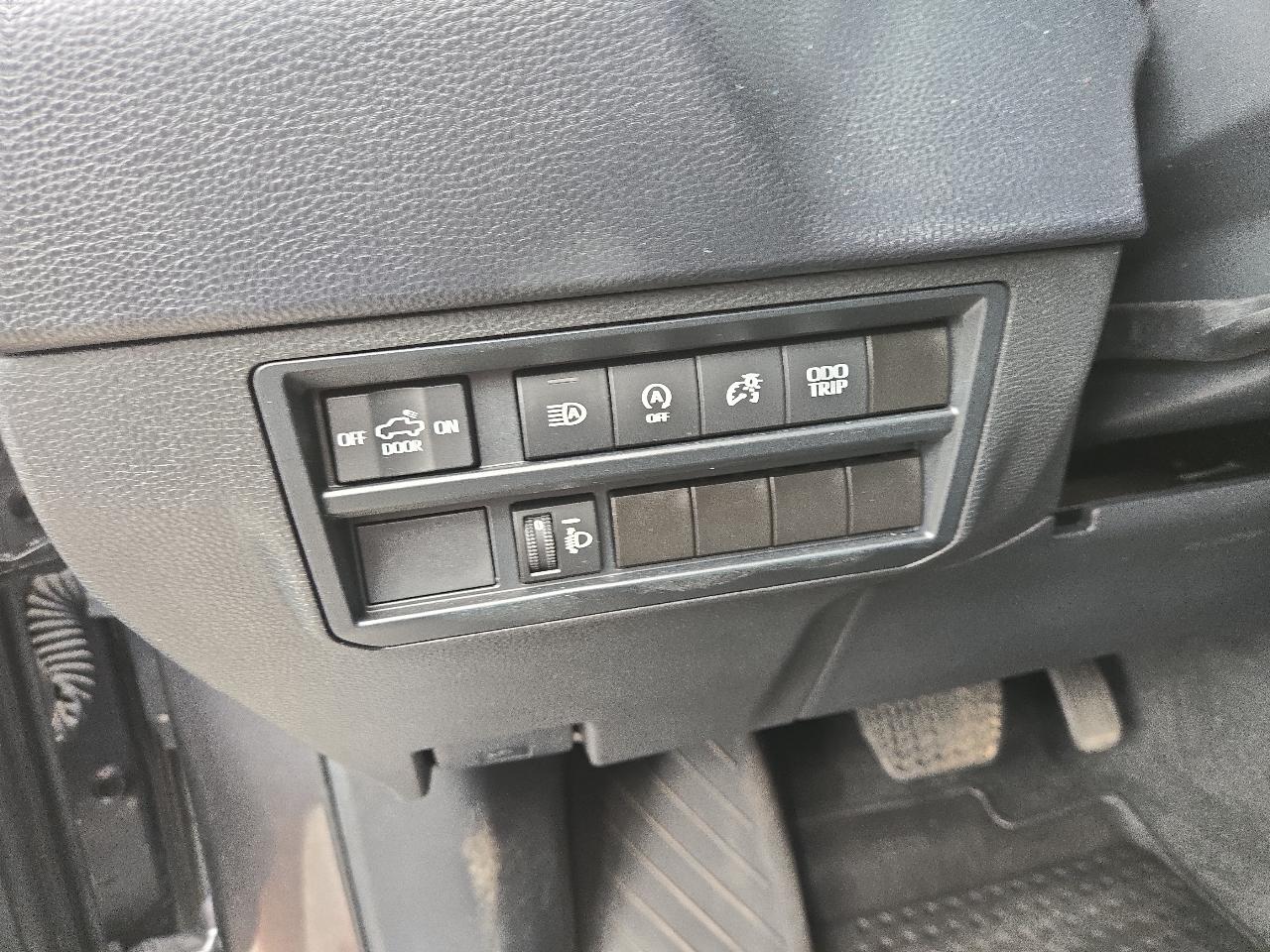 Toyota Tundra 4WD SR5 CrewMax 5.5' Bed (Natl) 2023