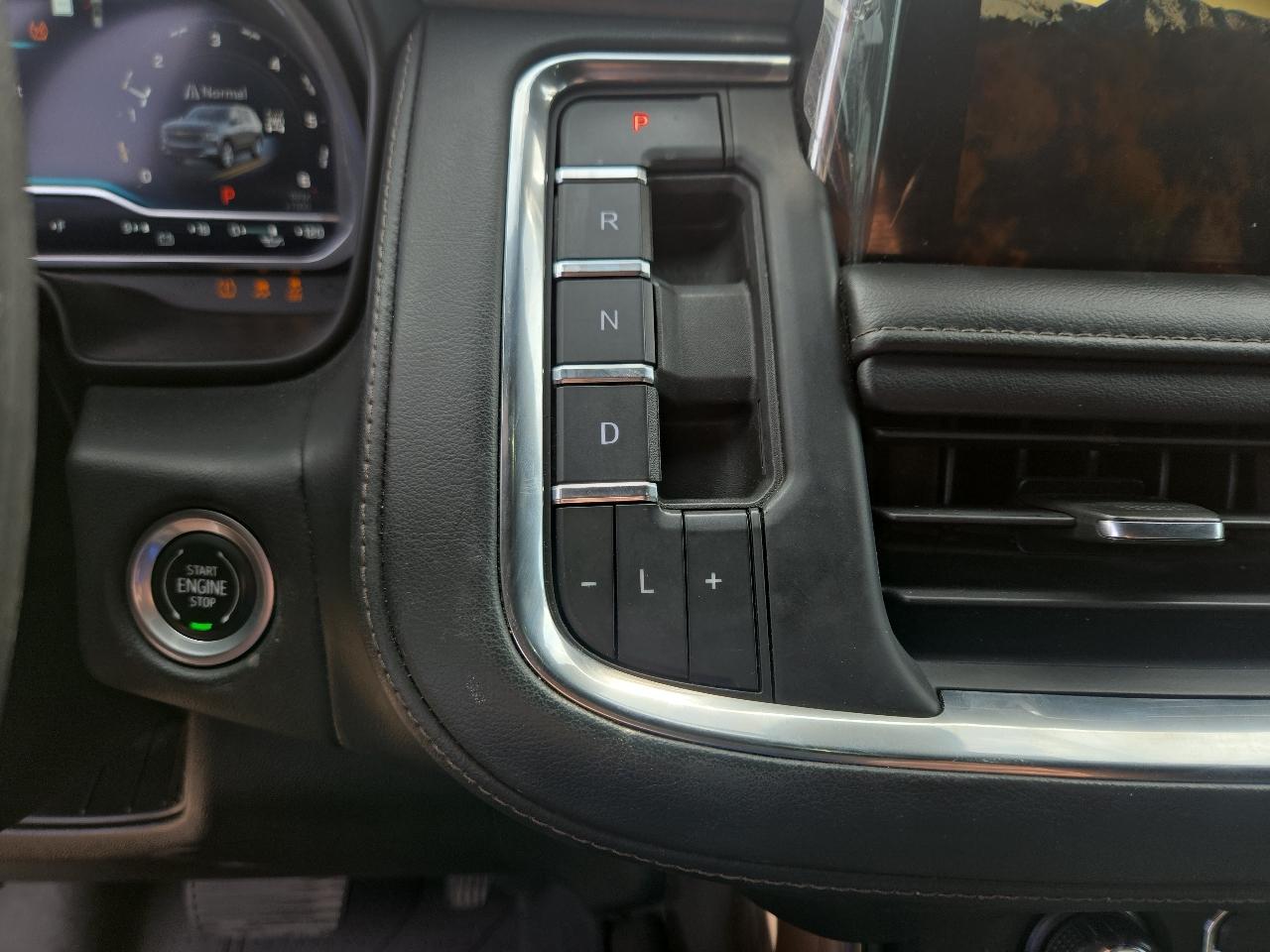 Chevrolet Suburban 4WD 4dr High Country 2022