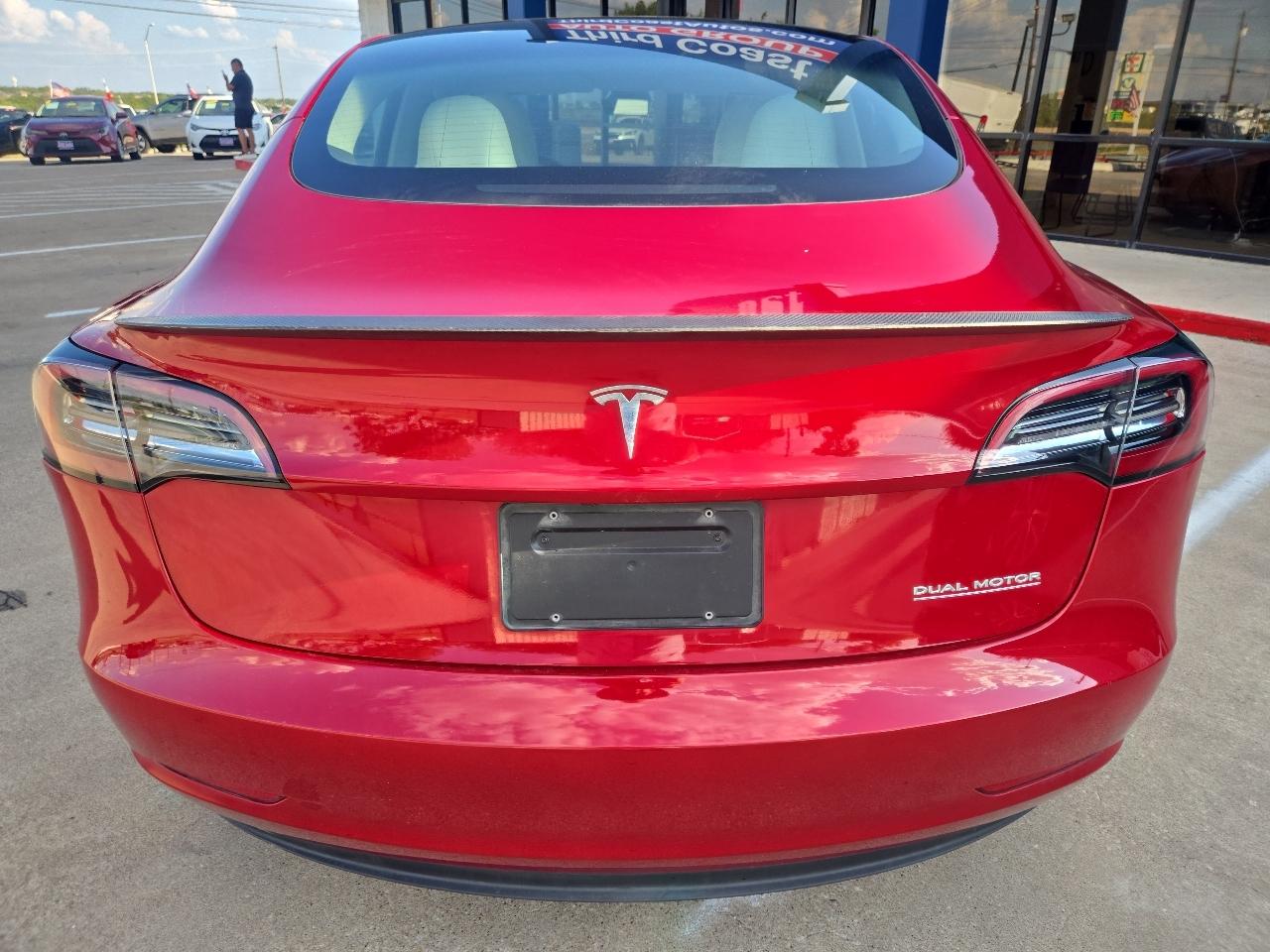 Tesla Model 3 Performance AWD 2023