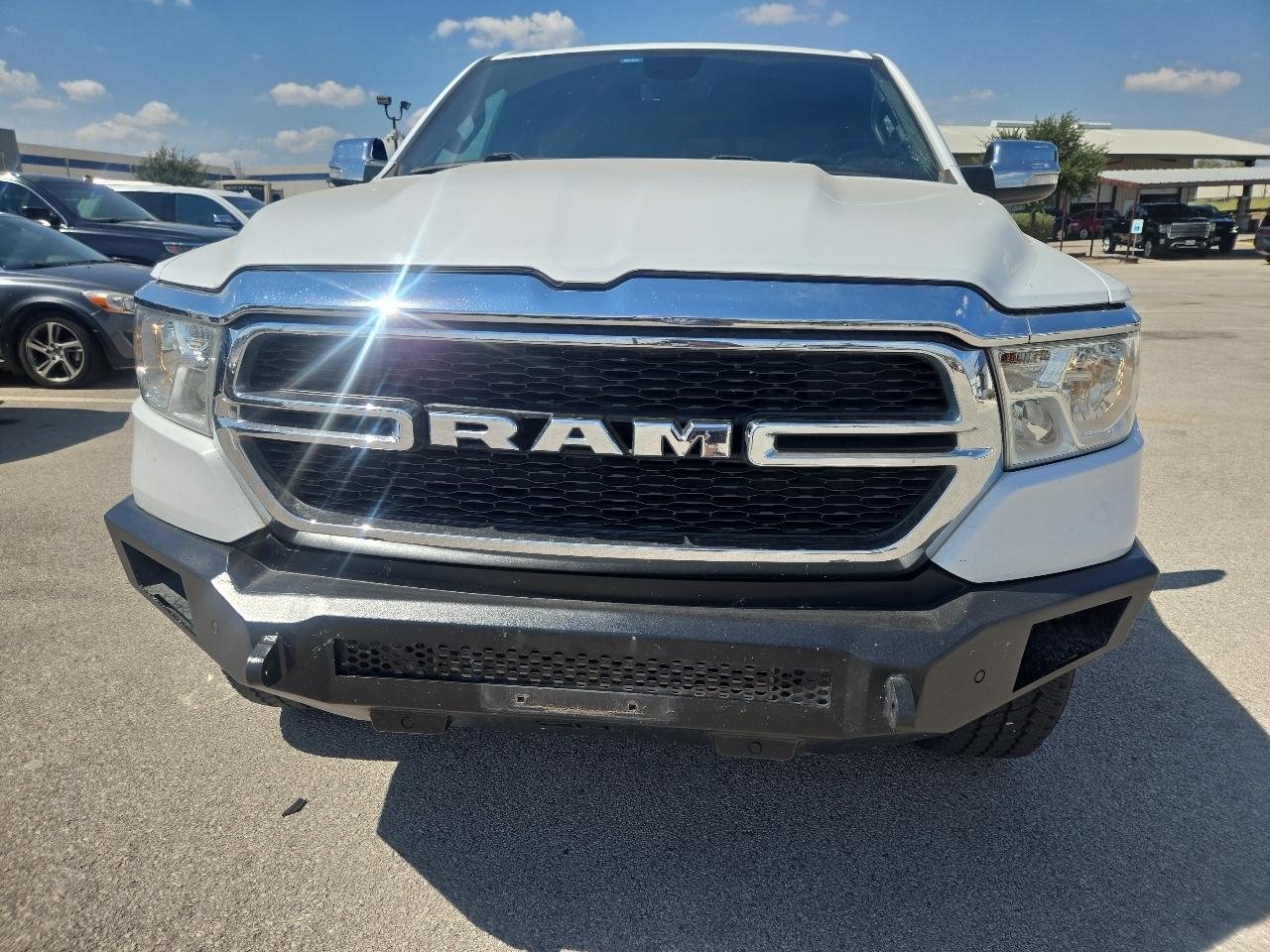 RAM 1500 Big Horn 4x2 Crew Cab 5'7" Box 2021