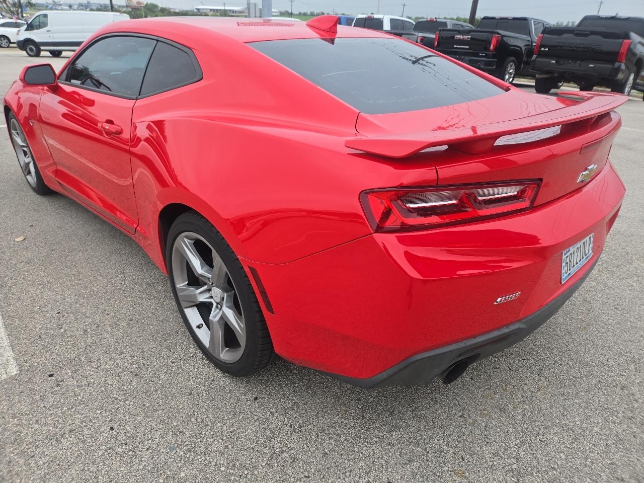 Chevrolet Camaro 2dr Cpe 1SS 2017