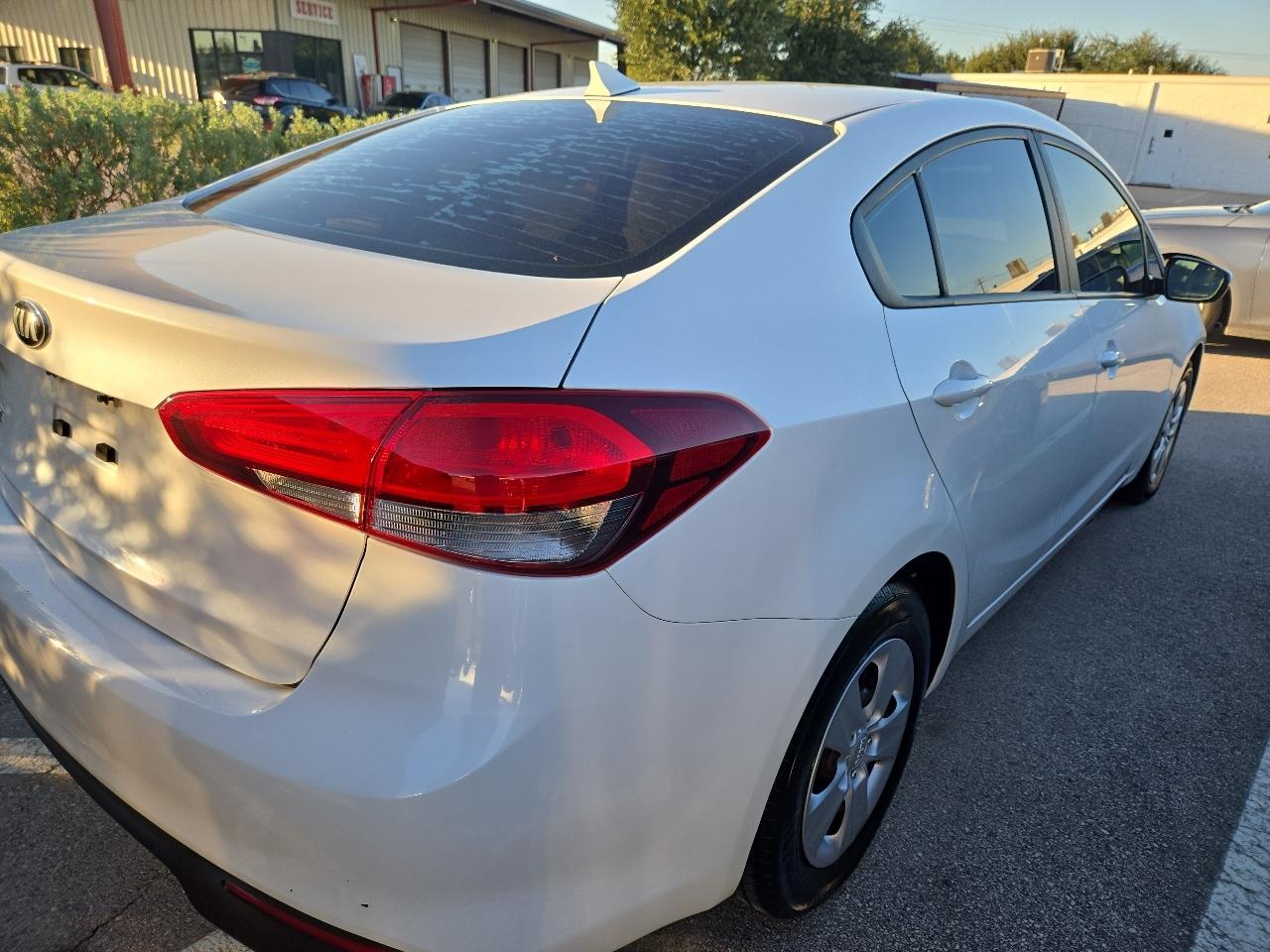 Kia Forte LX Auto 2017