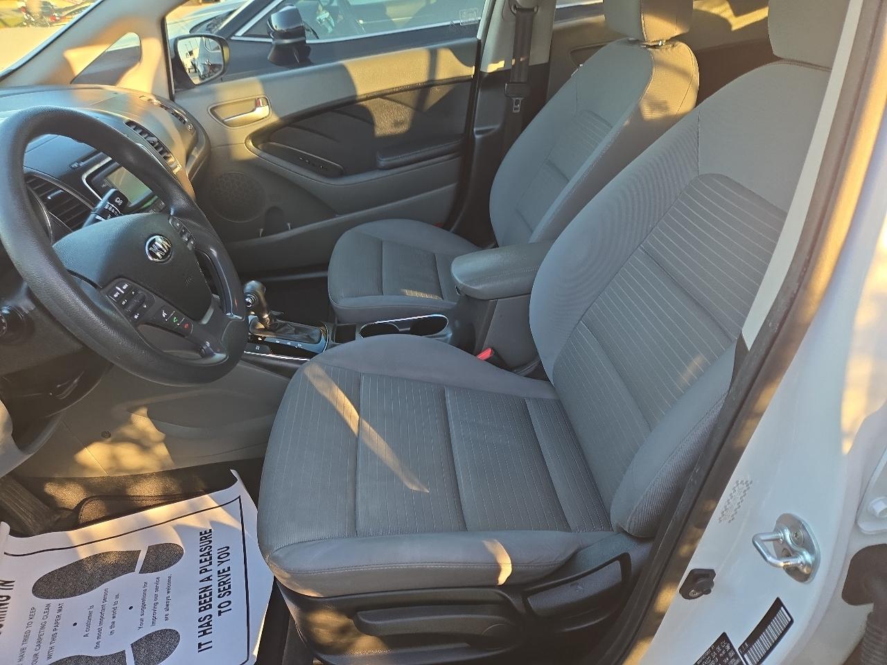 Kia Forte LX Auto 2017