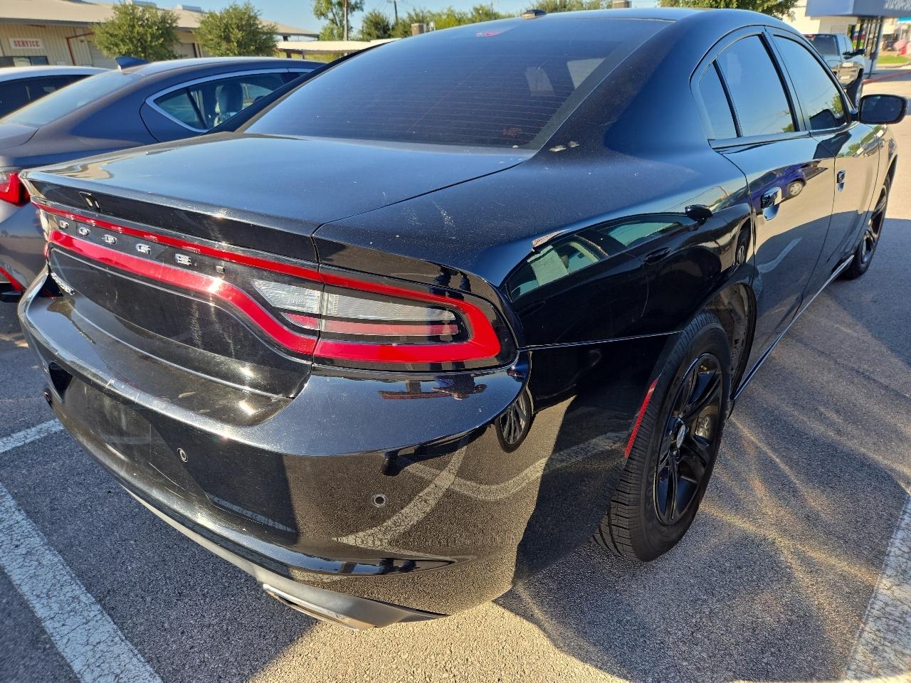 Dodge Charger SXT RWD 2021