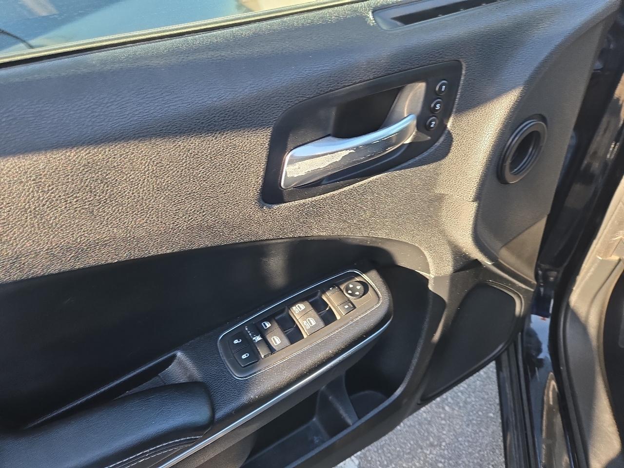 Dodge Charger SXT RWD 2021