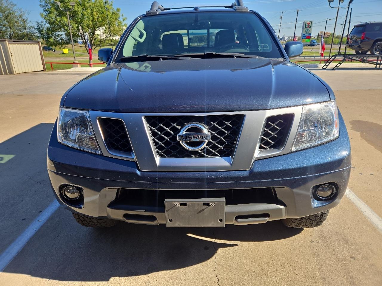 Nissan Frontier Crew Cab 4x4 PRO-4X Auto 2017