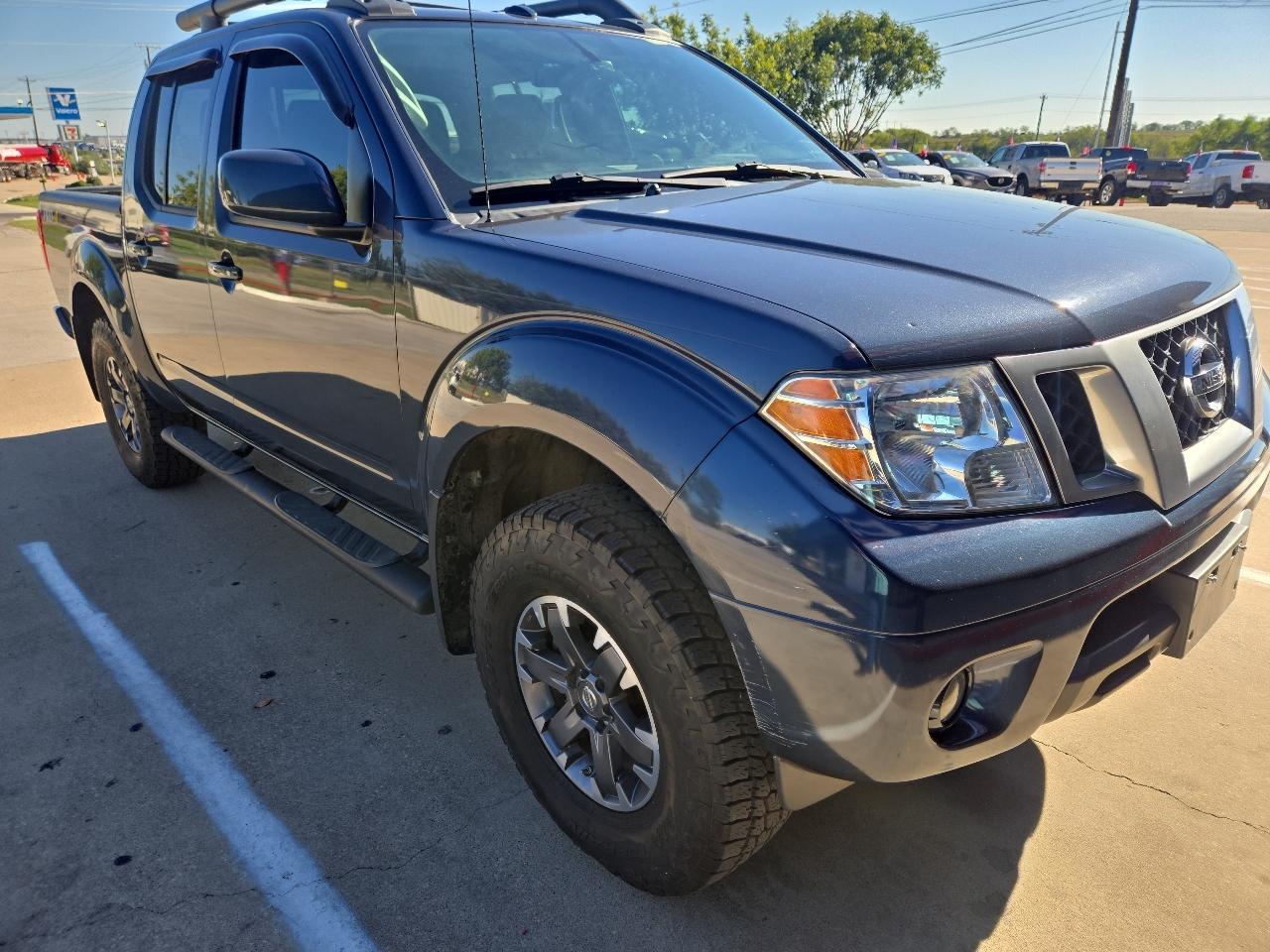 Nissan Frontier Crew Cab 4x4 PRO-4X Auto 2017