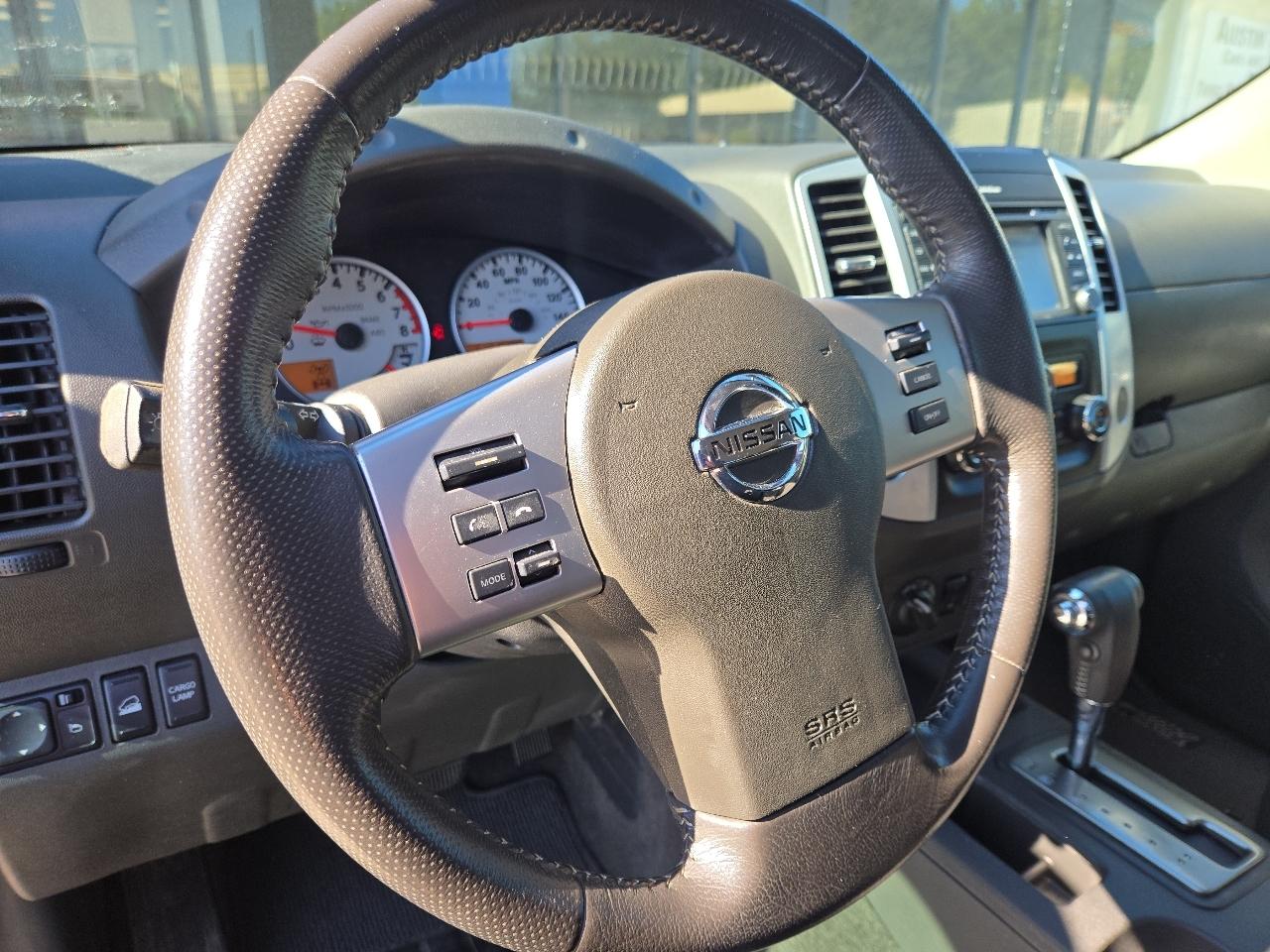 Nissan Frontier Crew Cab 4x4 PRO-4X Auto 2017