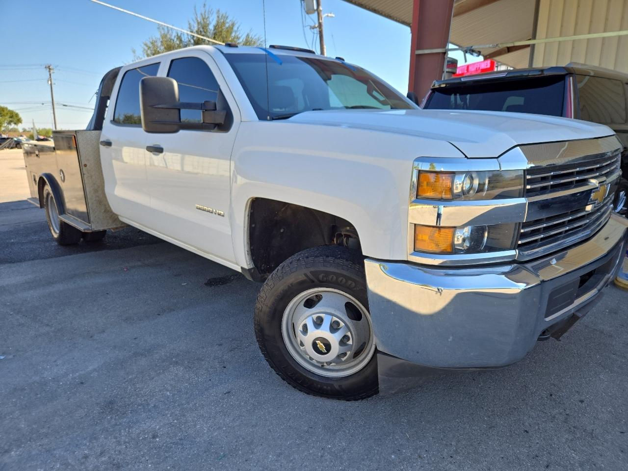 Chevrolet Silverado 3500HD 2WD Crew Cab 171.5" WB, 59.06" CA WT 2018