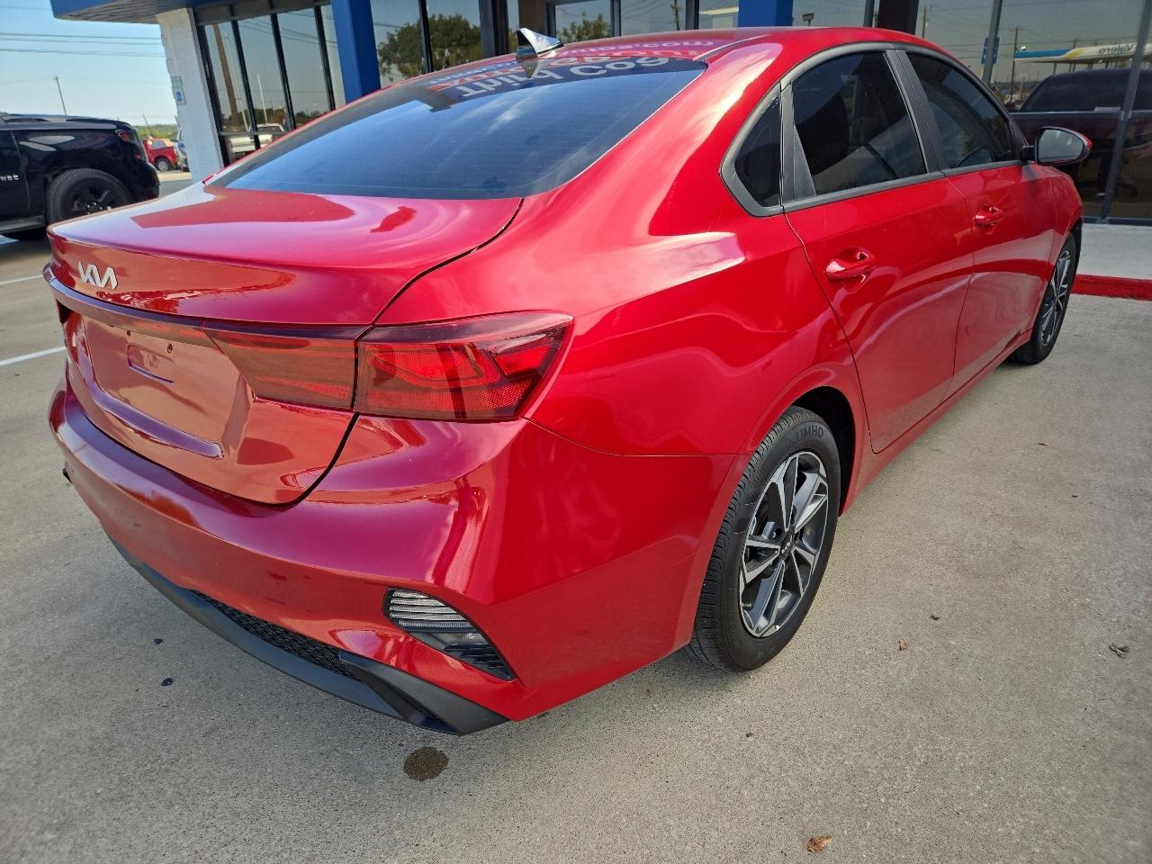 Kia Forte LXS IVT 2024
