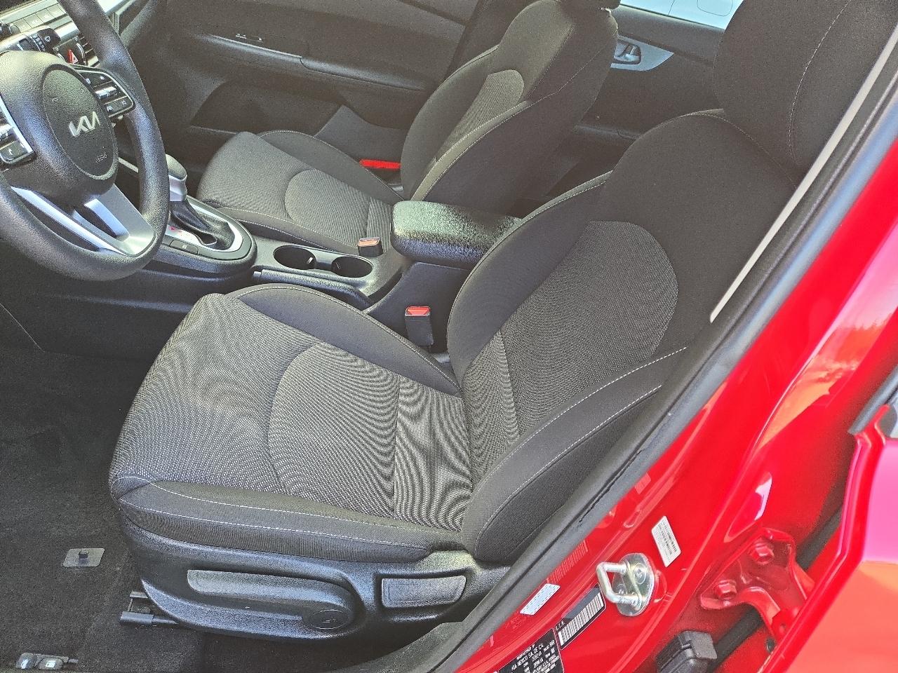 Kia Forte LXS IVT 2024