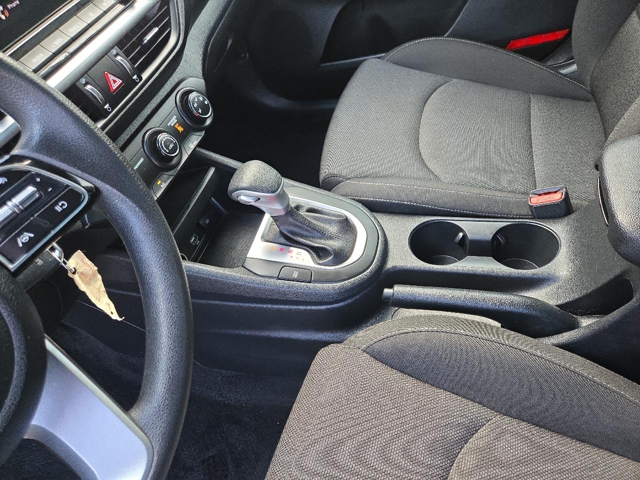 Kia Forte LXS IVT 2024
