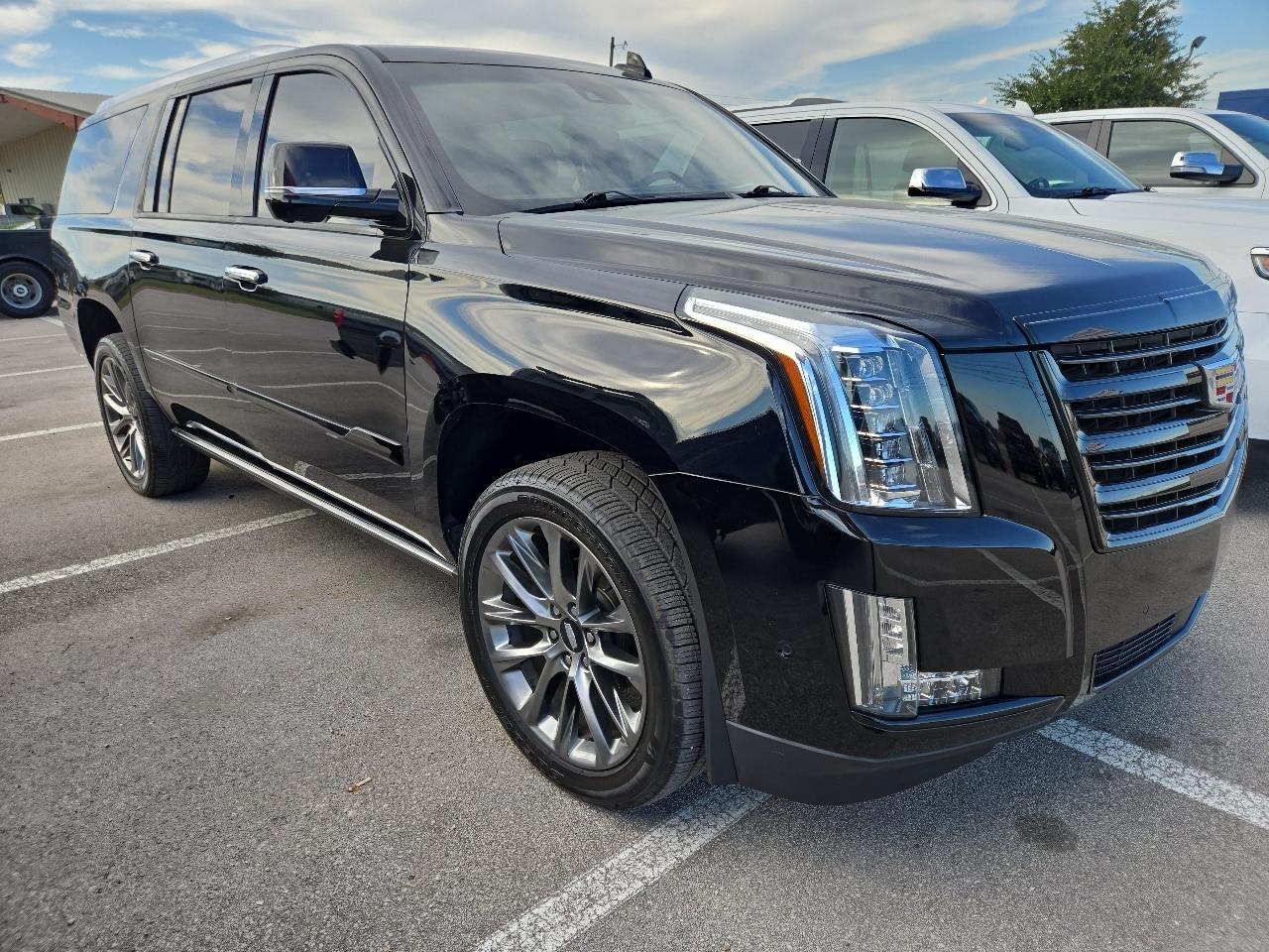 Cadillac Escalade ESV 4WD 4dr Platinum 2020