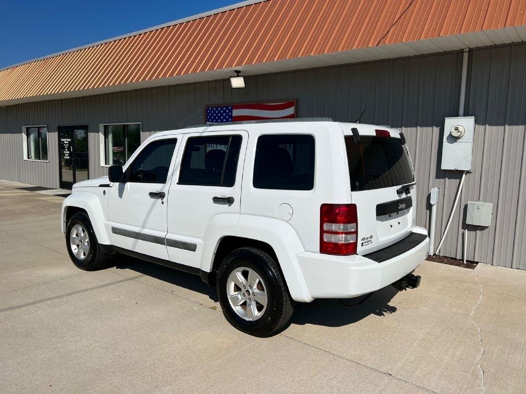Jeep Liberty Sport 4WD 2011