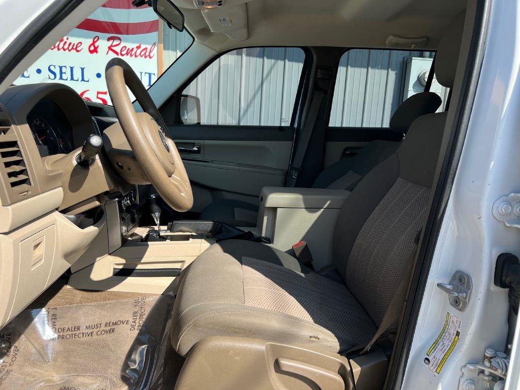 Jeep Liberty Sport 4WD 2011