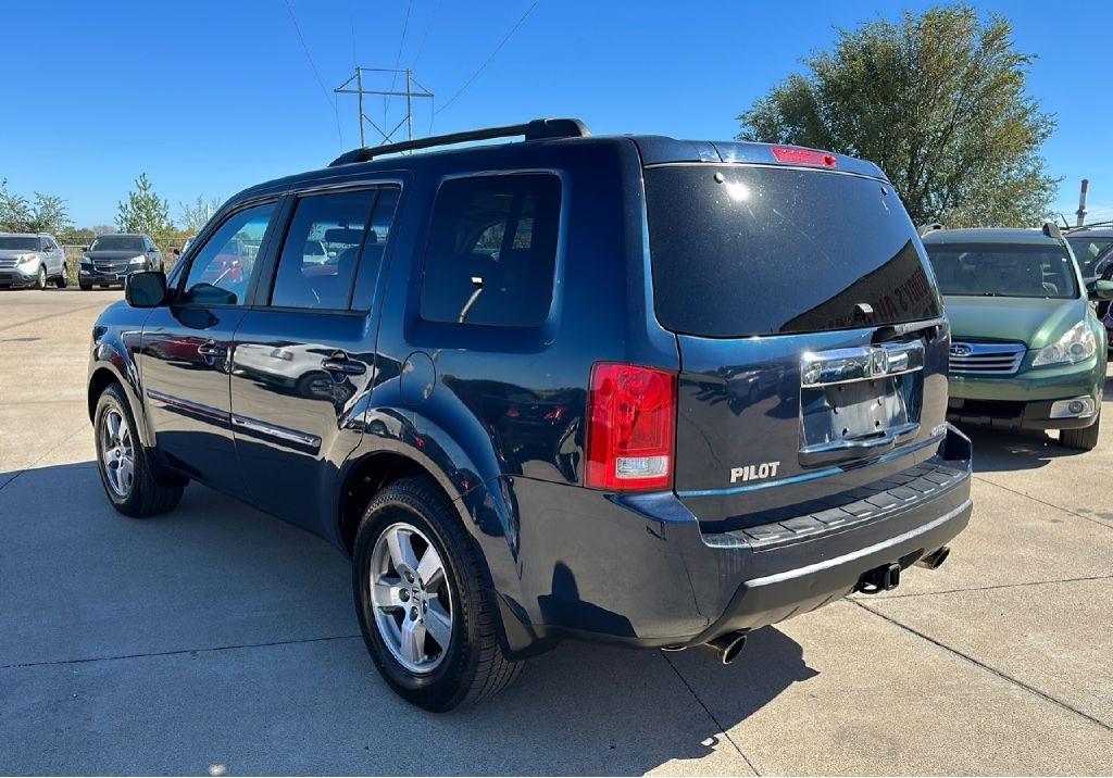 Honda Pilot EX-L 4WD 5-Spd AT with Navigation 2011