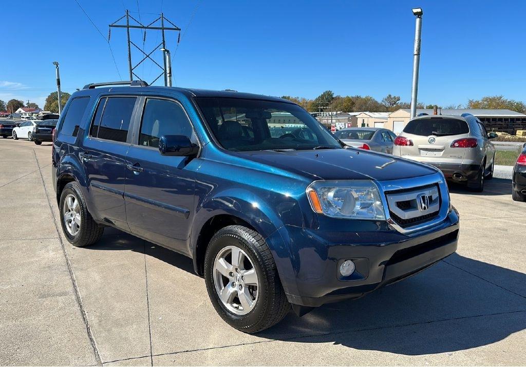 Honda Pilot EX-L 4WD 5-Spd AT with Navigation 2011
