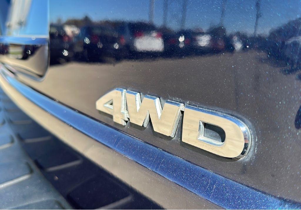 Honda Pilot EX-L 4WD 5-Spd AT with Navigation 2011