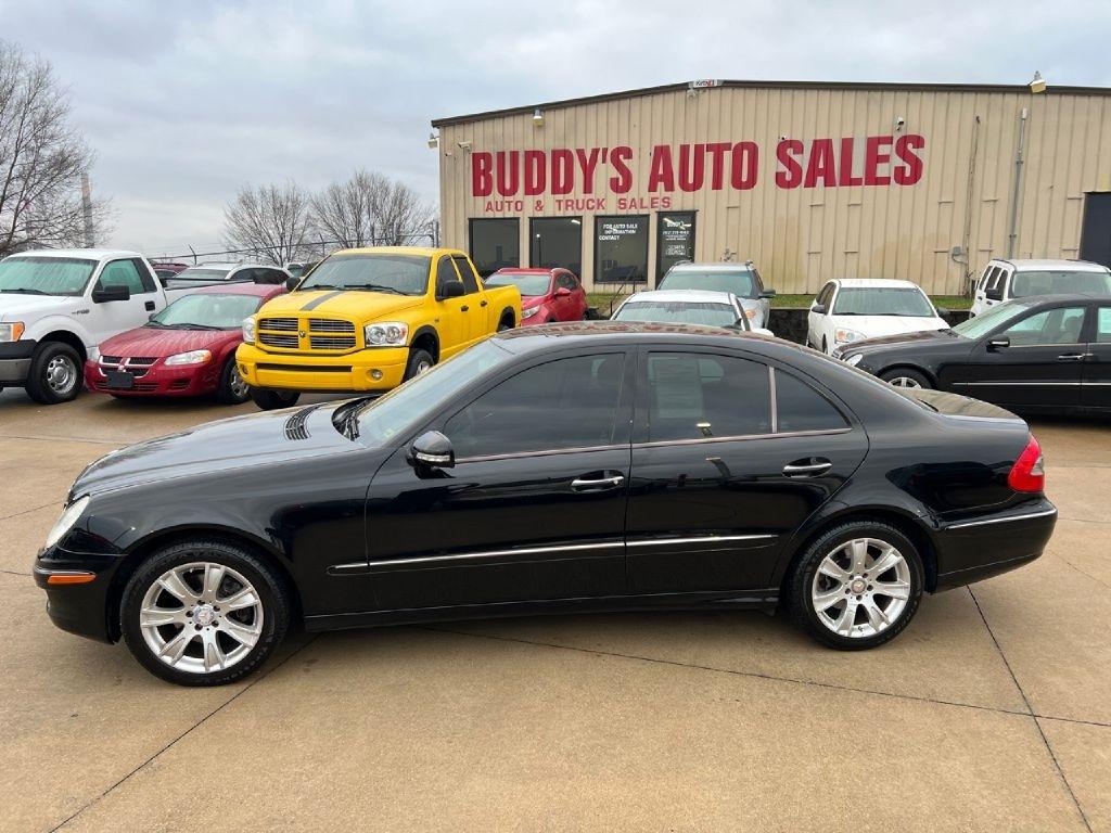 Mercedes-Benz E-Class E350 4MATIC Sedan 2009