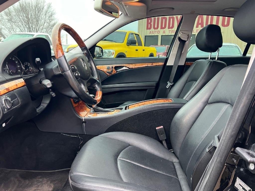 Mercedes-Benz E-Class E350 4MATIC Sedan 2009