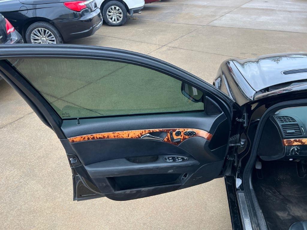 Mercedes-Benz E-Class E350 4MATIC Sedan 2009