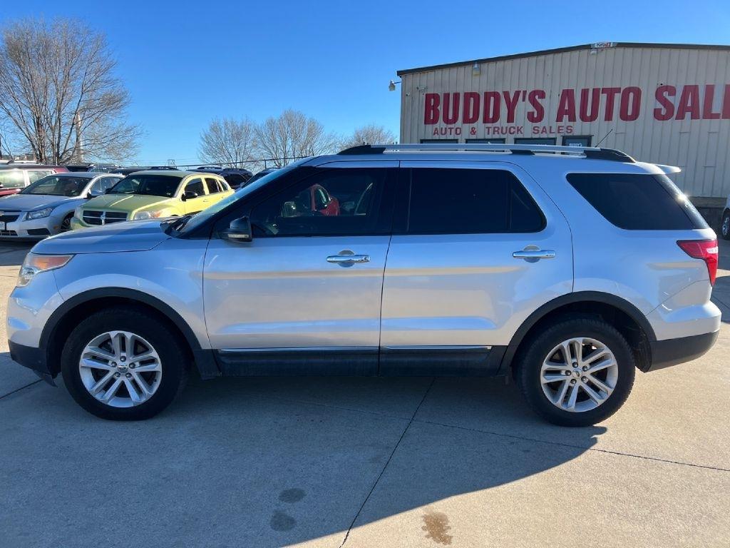 Ford Explorer XLT 4WD 2011