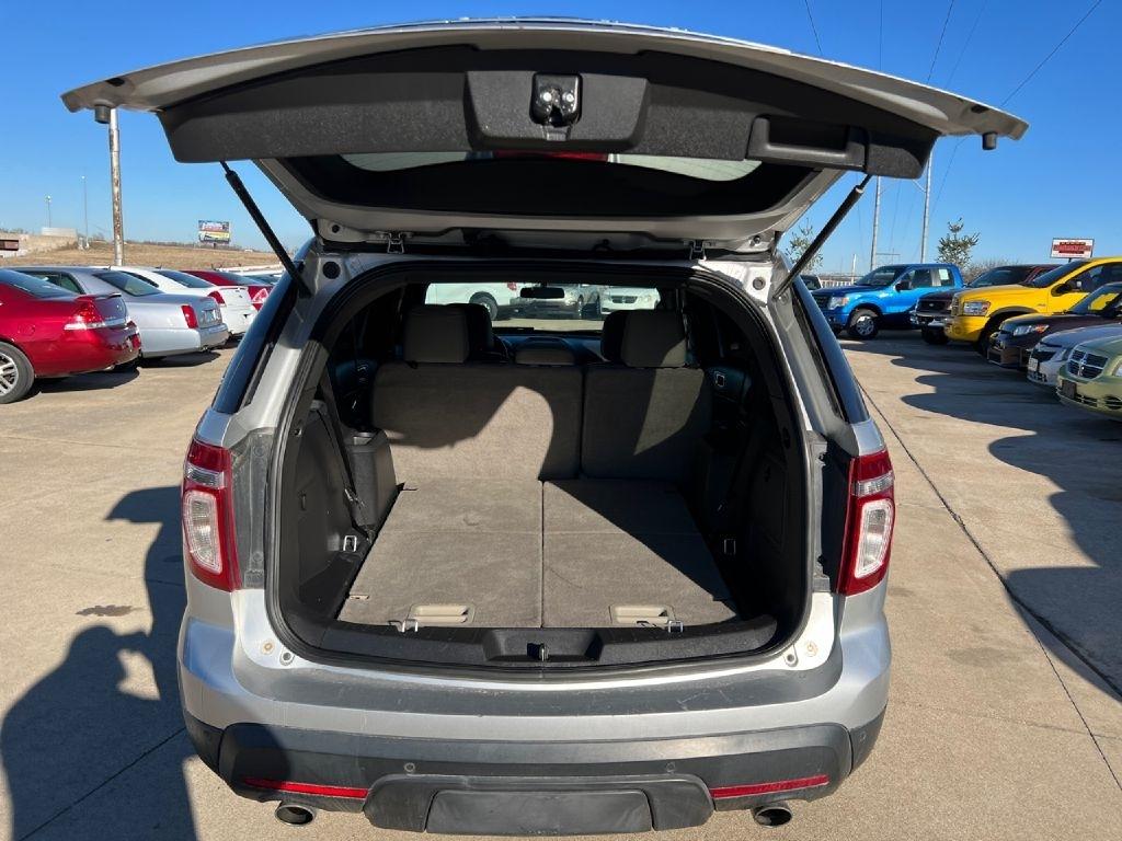 Ford Explorer XLT 4WD 2011