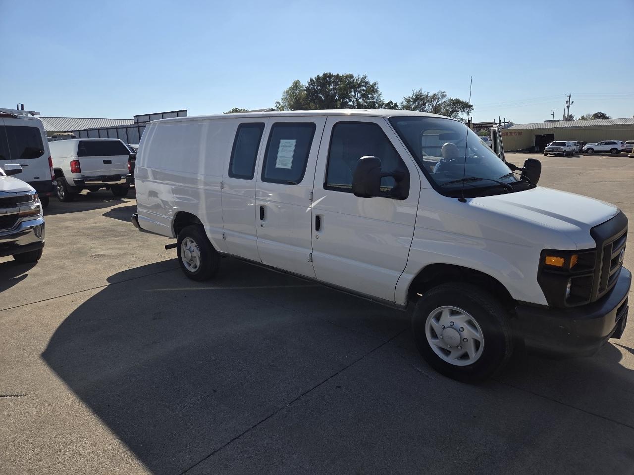 Ford Econoline E-150 Extended 2011