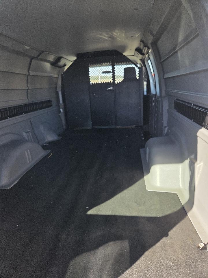 Ford Econoline E-150 Extended 2011