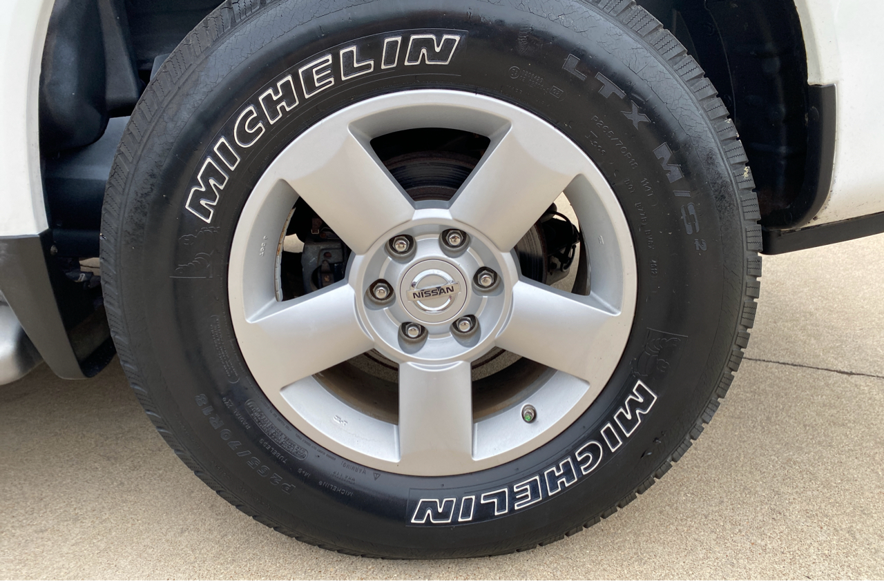 Nissan Armada SE 4WD 2005