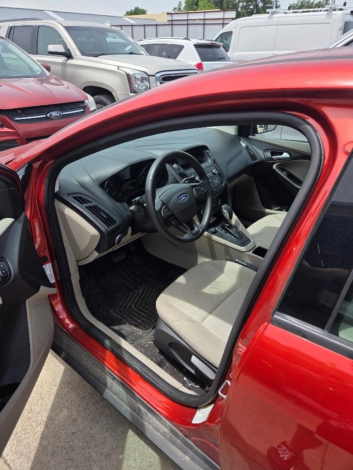Ford Focus SE Sedan 2018