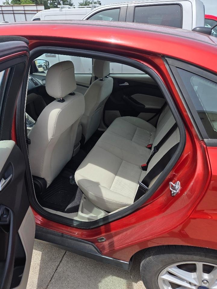 Ford Focus SE Sedan 2018