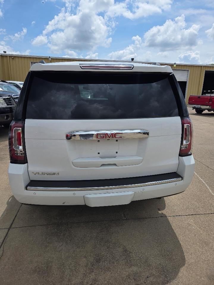 GMC Yukon Denali  2015