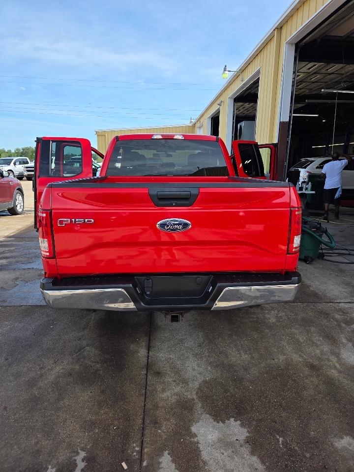 Ford F-150 2WD SuperCab 145" XLT 2017