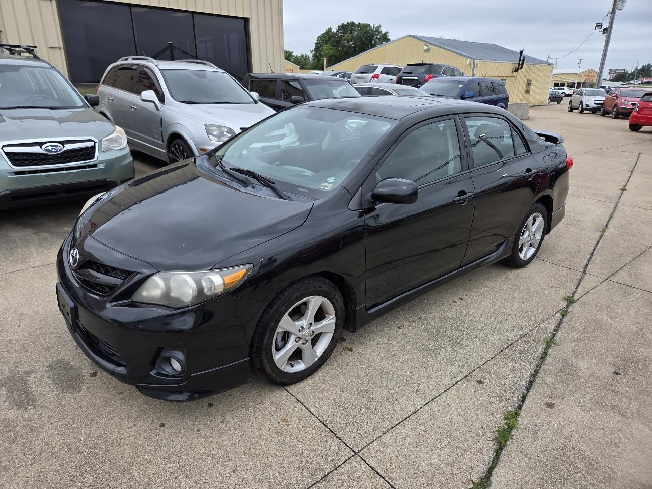 Toyota Corolla S 4D Sedan 2011