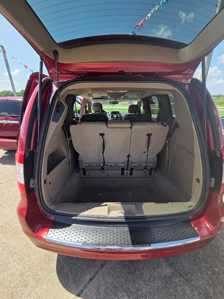Chrysler Town & Country Touring-L 2016