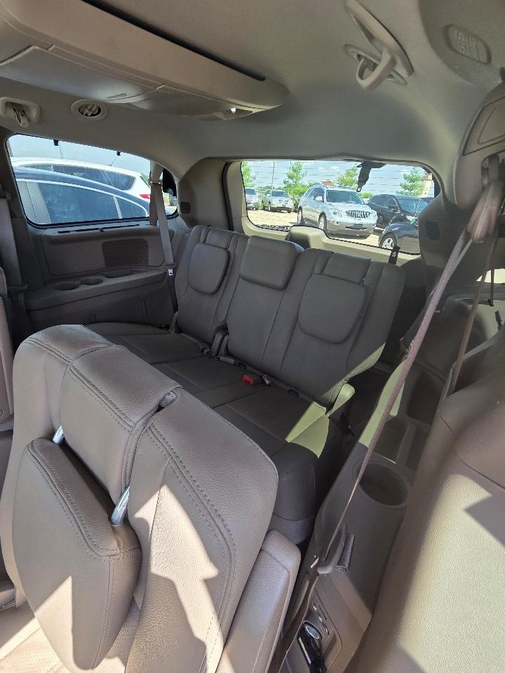 Chrysler Town & Country Touring-L 2016