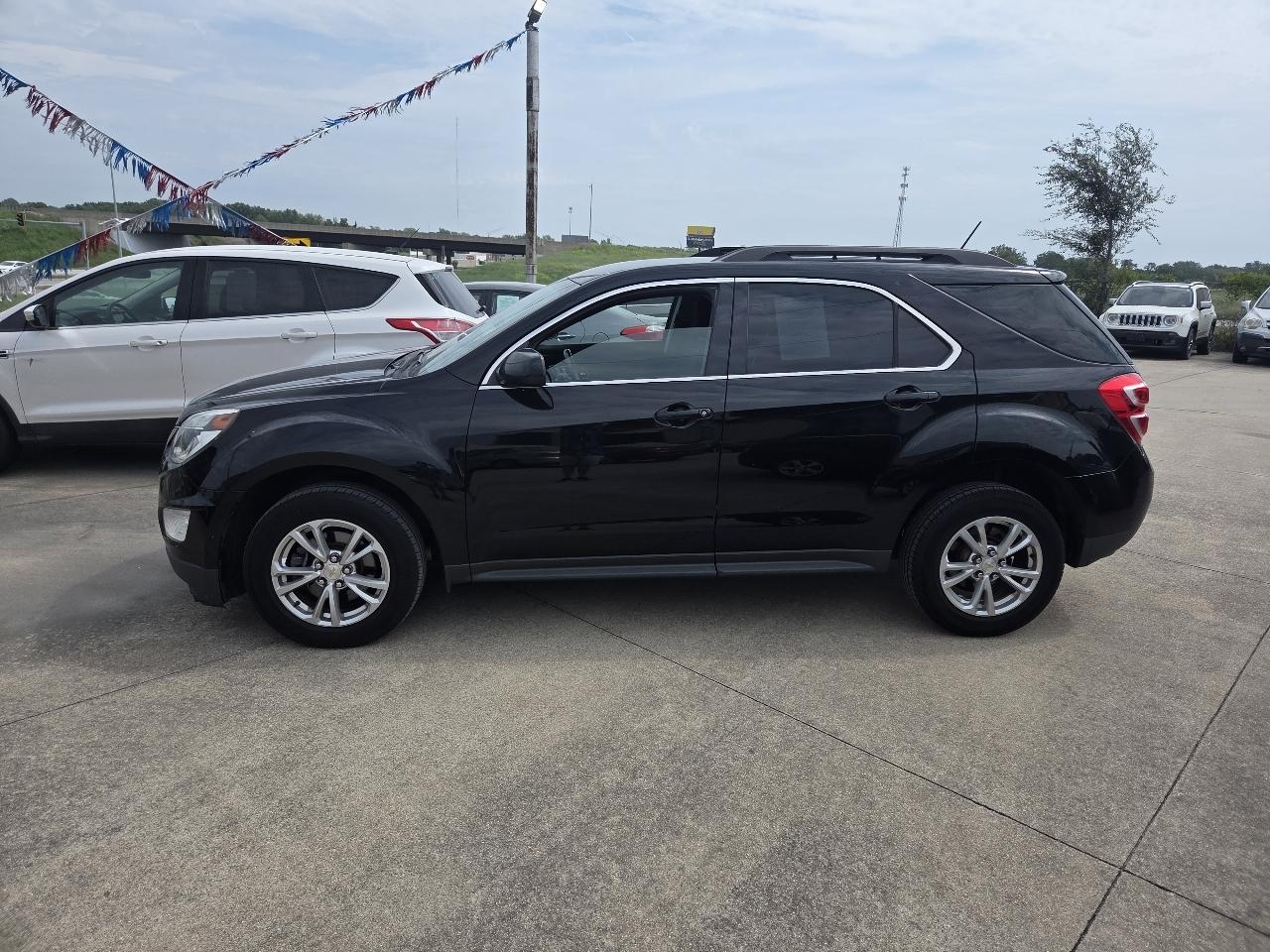2017 Chevrolet Equinox LT 2WD