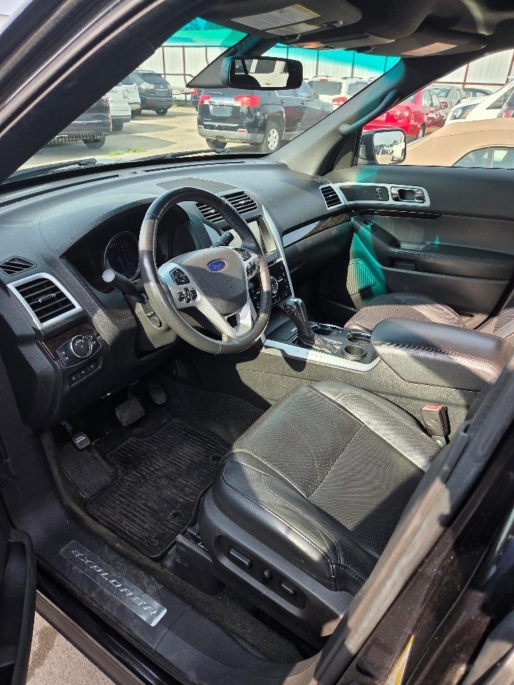 Ford Explorer Limited FWD 2014