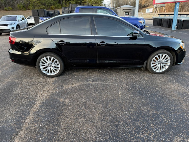 Volkswagen Jetta SEL 6A 2016