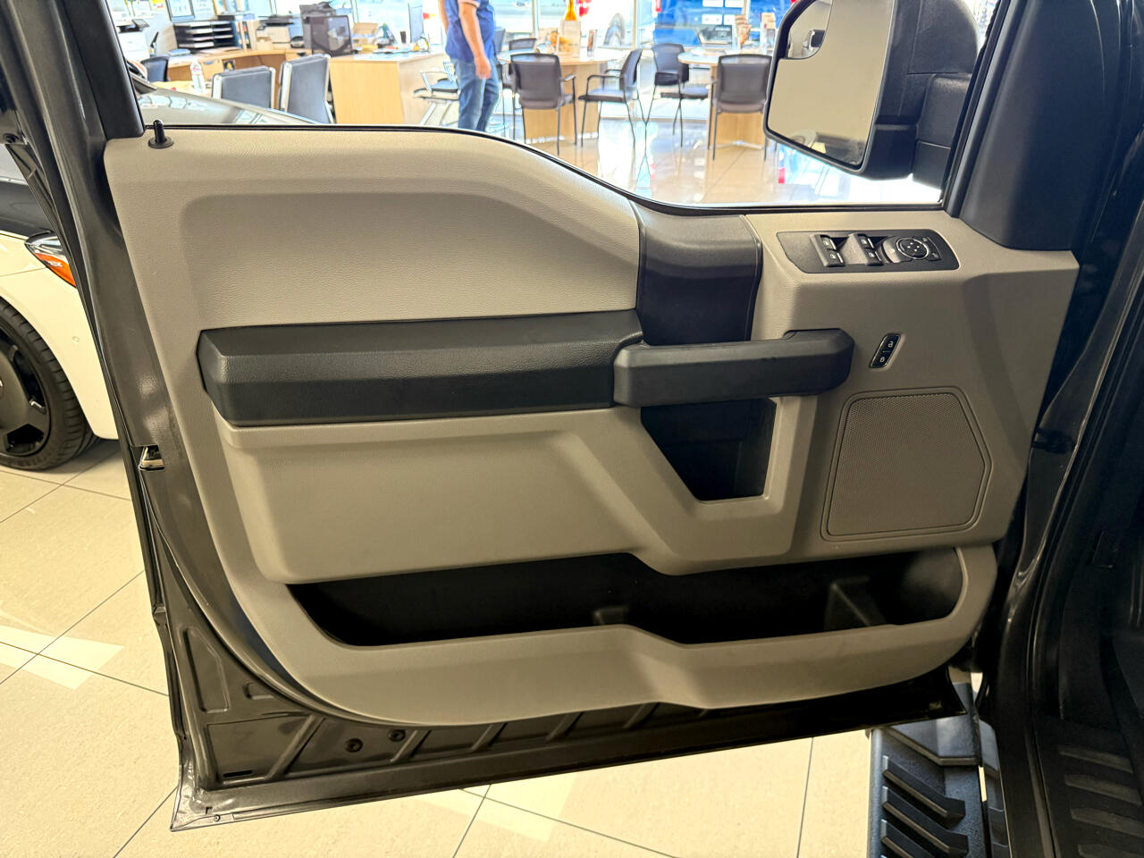 Ford F-150 XLT 2020 Ford F-150 XLT 2020