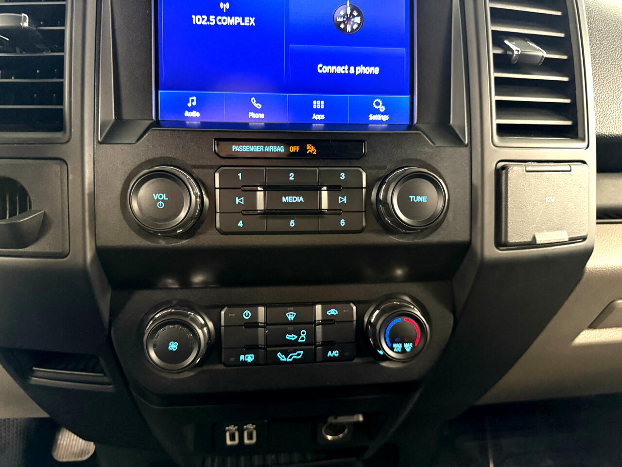 Ford F-150 XLT 2020 Ford F-150 XLT 2020