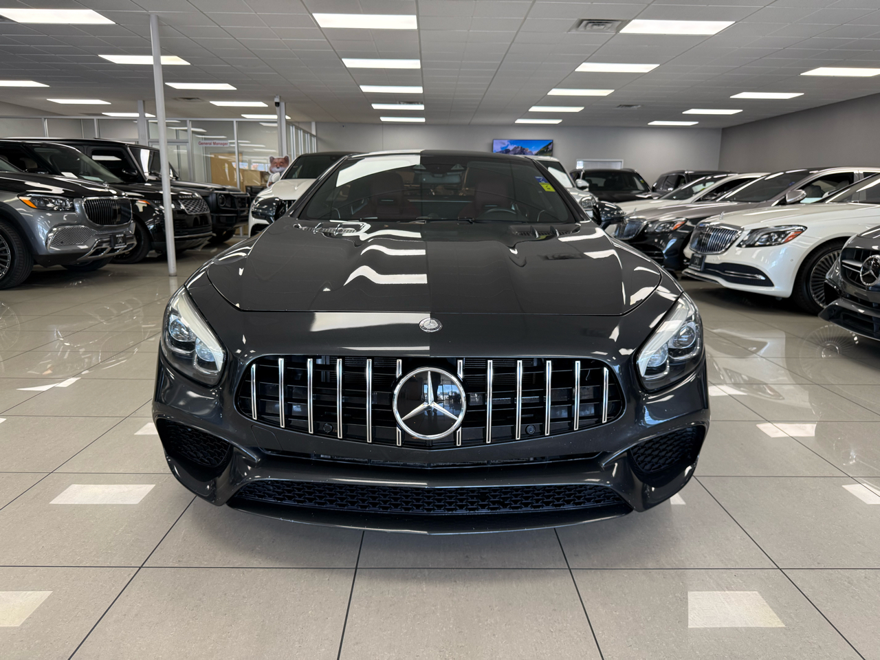 2017 Mercedes Benz SL 550 photo 3
