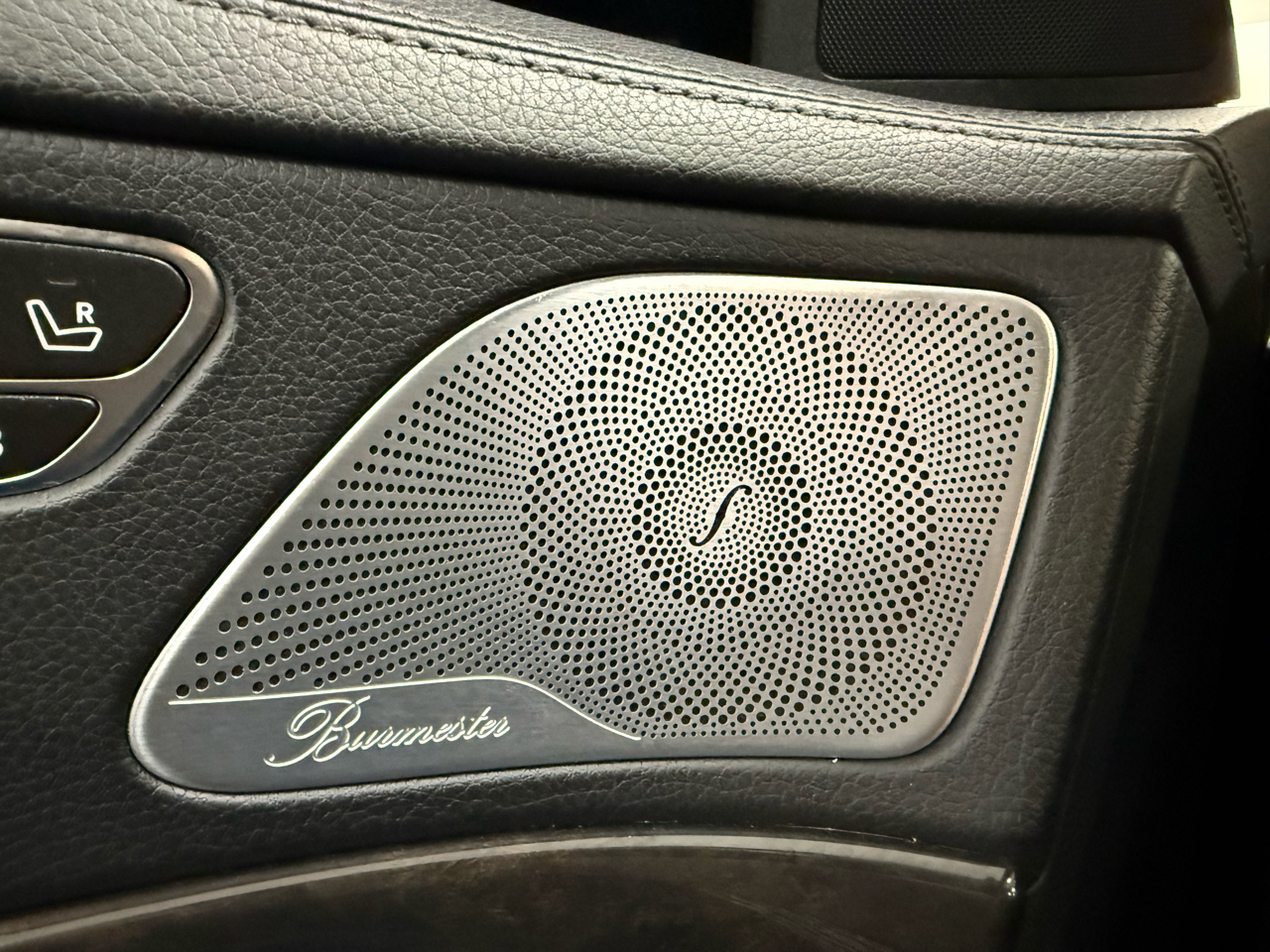 2018 Mercedes Benz S 450 photo 31