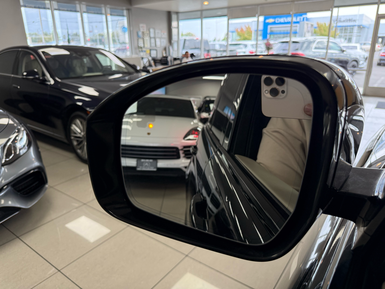 2019 Land Rover Range Rover HSE photo 30